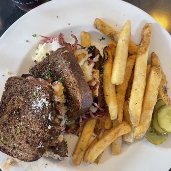 Kula Bistro - The best Ruben sandwich + steak fries - Italian Near Me - Kula, Hawaii Kula Bistro - The best Ruben sandwich + steak fries - Italian Near Me - Kula, Hawaii