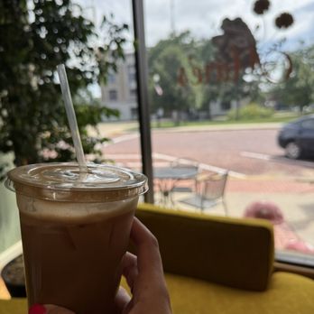 Mare’s Coffee Shop And Cool Stuff - Kick Ass Katherns - Sandwiches Near Me - Holton, Kansas