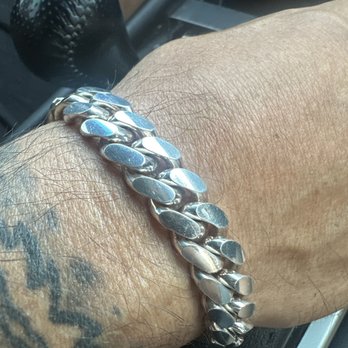EM Jewelry - He loves it... Don't go to fake So called family owned jewelers. Eddy is a great example of honesty and integrity in his dealings:). - Jewelry Near Me - Escondido, California EM Jewelry - He loves it... Don't go to fake So called family owned jewelers. Eddy is a great example of honesty and integrity in his dealings:). - Jewelry Near Me - Escondido, California
