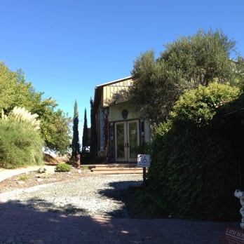 Windward Vineyard - Wineries Near Me - Templeton, California Windward Vineyard - Wineries Near Me - Templeton, California