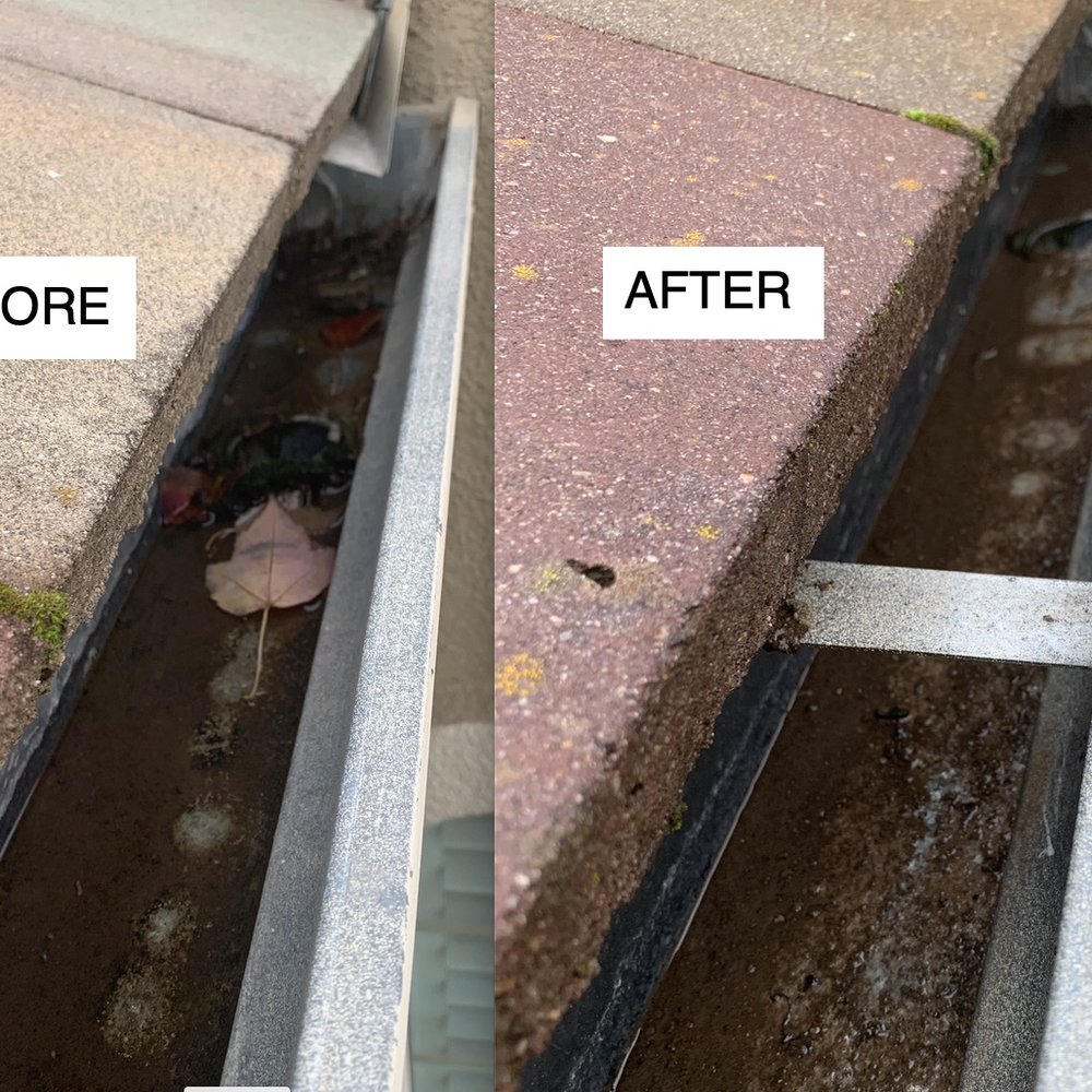 Lighthouse Window Cleaning - Before & After Gutter Cleaning - Window Washing Near Me - Rocklin, California Lighthouse Window Cleaning - Before & After Gutter Cleaning - Window Washing Near Me - Rocklin, California