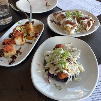 Craft House - Spicy tuna crispy rice, fish taco and potato tacos all on the social hour menu - New American Near Me - Dana Point, California Craft House - Spicy tuna crispy rice, fish taco and potato tacos all on the social hour menu - New American Near Me - Dana Point, California
