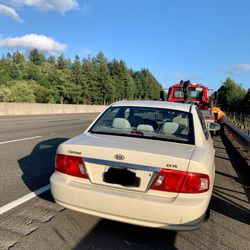 Grant's Towing & Automotive - This driver changed my driver's side tire on the freeway in traffic. He placed a donut on the front tire of my front wheel drive vehicle.