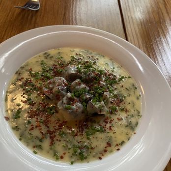 Vern's - Escargot - New American Near Me - Charleston, South Carolina