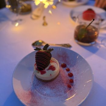 Reserve - Desert- cheesecake was not sweet and strawberry was in dark chocolate, overall bitter... the drops of strawberry was the only sweetness - New American Near Me - Scottsdale, Arizona