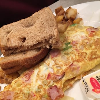 The Paramount - Western Omlette - Breakfast & Brunch Near Me - Boston, Massachusetts The Paramount - Western Omlette - Breakfast & Brunch Near Me - Boston, Massachusetts