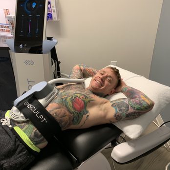 Figura Medspa - Toning my abs with Emsculpt at Figura - Medical Spas Near Me - Austin, Texas