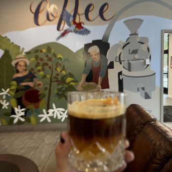 La Finca Coffee Shop - Espresso and tonic - Coffee & Tea Near Me - St Louis, Missouri