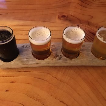 Belching Beaver Pub 980 - Flight of beer - Brewpubs Near Me - Vista, California Belching Beaver Pub 980 - Flight of beer - Brewpubs Near Me - Vista, California