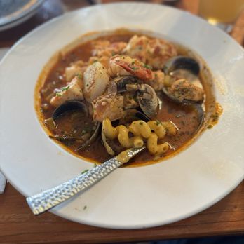 Hook & Anchor - Seafood Near Me - Costa Mesa, California
