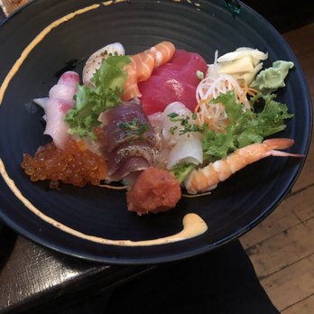 Yen Sushi & Sake Bar - Seafood Chirashi - Japanese Near Me - Studio City, California