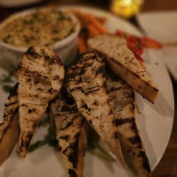 Nucky's Speakeasy - Spinach artichoke dip with a generous amount of bread slices - so good!