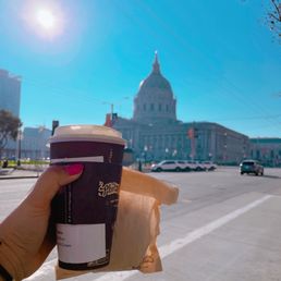 My first Philz drink in 2022! Muah! My first Philz drink in 2022! Muah!