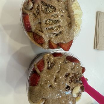 Berry Brand - Acai Bowls Near Me - Tustin, California Berry Brand - Acai Bowls Near Me - Tustin, California