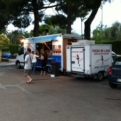 Pizza De L'Ara - Champion de France de Pizza Camion 2010 et 2011 !