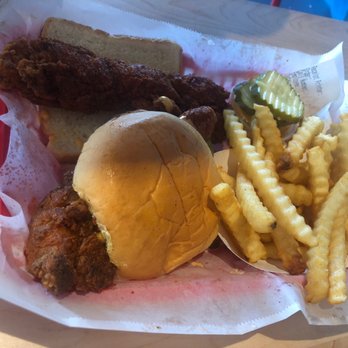Dave's Hot Chicken - Dave's #3 1 Tender & 1 Slider w/ Fries - Chicken Shop Near Me - Newton, Massachusetts