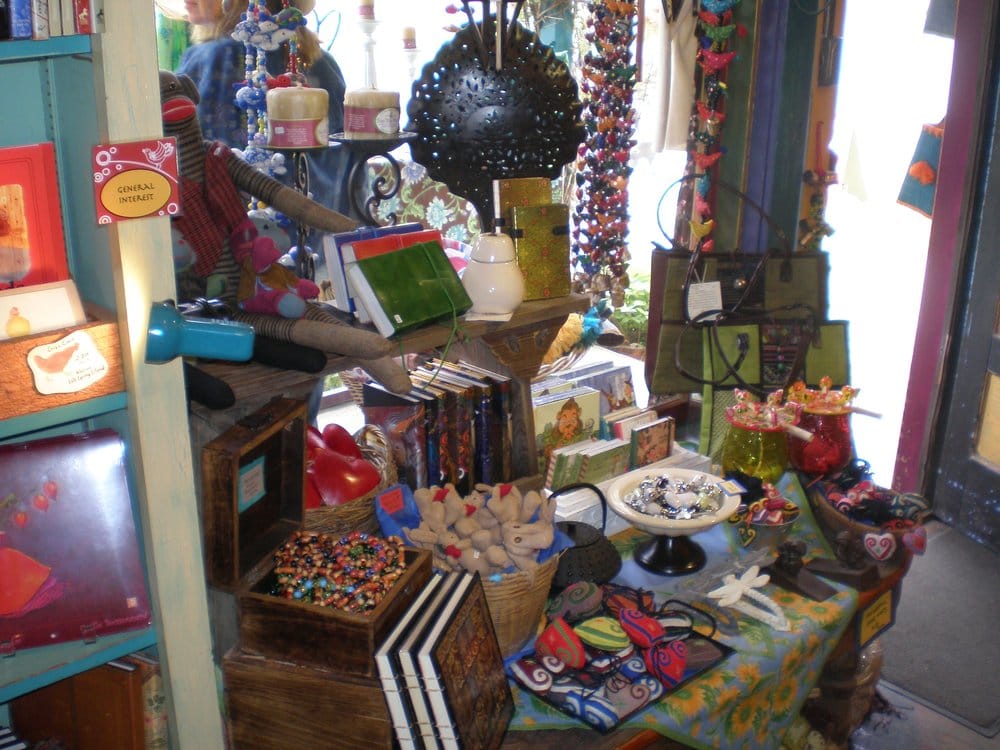 STUFF & NONSENSE Updated October 2024 2909 FulfordGanges Road