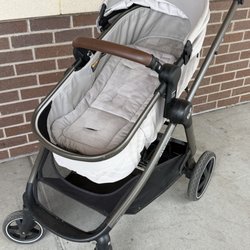 Idaho Youth Ranch - Maxi cosi for $54