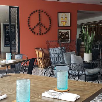 Pacific Hideaway - Restaurant - New American Near Me - Huntington Beach, California Pacific Hideaway - Restaurant - New American Near Me - Huntington Beach, California