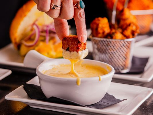 Muck & Fuss Craft Beer and Burgers by null