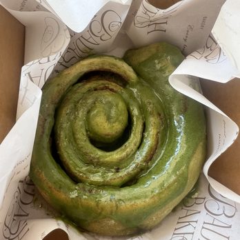 Badash Bakes - Matcha cinnamon roll - Bakeries Near Me - Pasadena, California