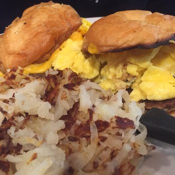 Elly's Pancake House - Breakfast Sliders - Breakfast & Brunch Near Me - Glenview, Illinois