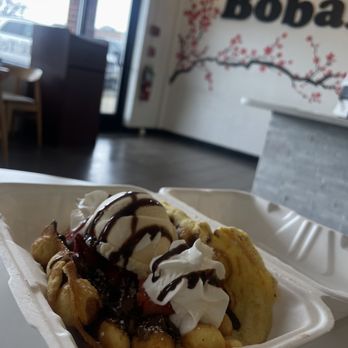 Bobar - nutella waffle with strawberries - Bubble Tea Near Me - Elk Grove Village, Illinois Bobar - nutella waffle with strawberries - Bubble Tea Near Me - Elk Grove Village, Illinois
