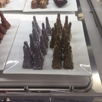 Le Macaron French Pastries - Cute Eiffel Towers that are macaroons! - Macarons Near Me - St. Augustine, Florida Le Macaron French Pastries - Cute Eiffel Towers that are macaroons! - Macarons Near Me - St. Augustine, Florida