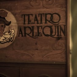 Café Marcel - También puedes disfrutar de obras de teatro en éste lugar...