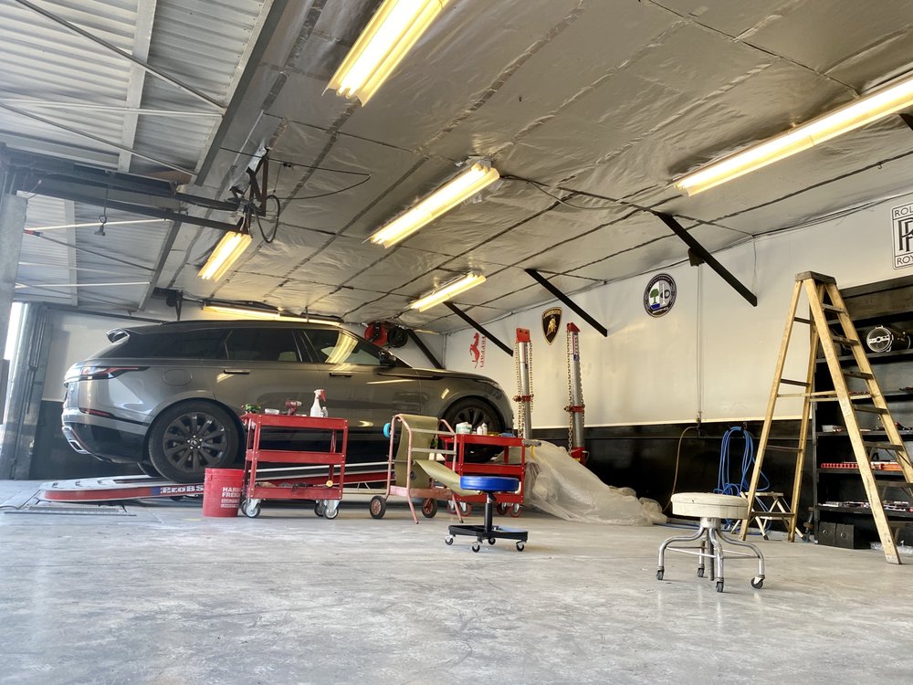 TOP COLLISION CENTER 19 Photos 6726 Reseda Blvd, Reseda, California Body Shops Phone