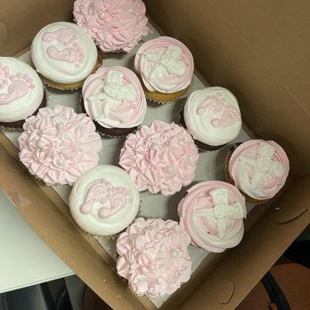 Ruby Bakery - Dozen Baby Shower Cupcakes - Bakeries Near Me - Los Angeles, California