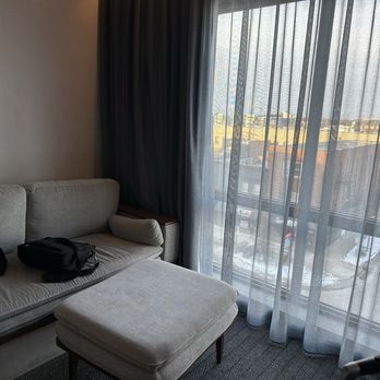 Courtyard by Marriott Lansing Downtown - Hotels Near Me - Lansing, Michigan