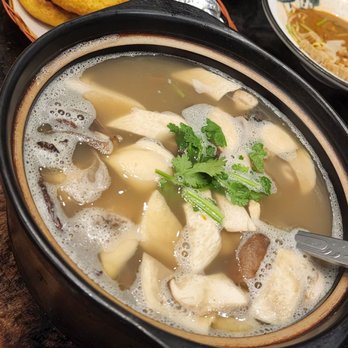 Xin Jiang Restaurant - Chicken soup - Chinese Near Me - Markham, Ontario