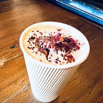 Ascend Coffee Roasters - Yummy in my tummy Rose and vanilla Lattte - Coffee & Tea Near Me - Carlsbad, California