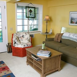 Abode On The Sea - Living room in opposite direction.