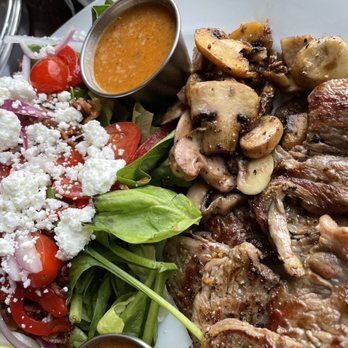 Atlas Tavern - Knife and Fork Ribeye Salad (8/6/2021) - Pubs Near Me - Columbus, Ohio Atlas Tavern - Knife and Fork Ribeye Salad (8/6/2021) - Pubs Near Me - Columbus, Ohio