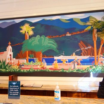 Hotel Atwater - Front Desk - Hotels Near Me - Avalon, California