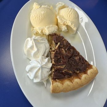Bob & Edith's Diner - Manassas Corner - Diners Near Me - Manassas, Virginia