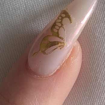 Nails Off 8th - Sticker is lifting and broke off - Nail Salons Near Me - Vancouver, British Columbia