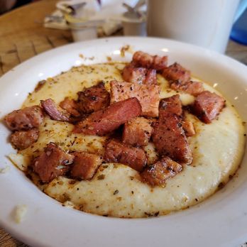 Mrs. Betty's Kitchen - Ham and cajun spicy grits - Soul Food Near Me - Racine, Wisconsin Mrs. Betty's Kitchen - Ham and cajun spicy grits - Soul Food Near Me - Racine, Wisconsin