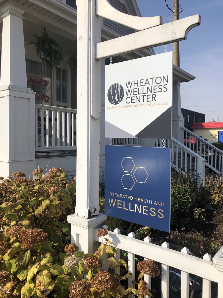 Jada Butler - grief counselor in Wheaton, IL