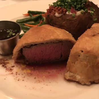 Hy's Steak House - Perfect cut for my beef Wellington - Steakhouses Near Me - Honolulu, Hawaii Hy's Steak House - Perfect cut for my beef Wellington - Steakhouses Near Me - Honolulu, Hawaii