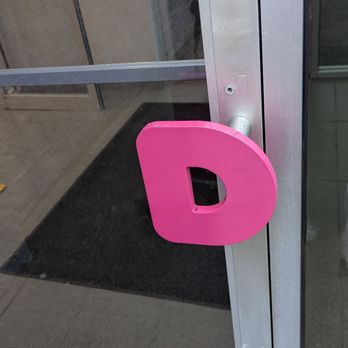 Dunkin' - Donuts Near Me - Thomaston, Connecticut