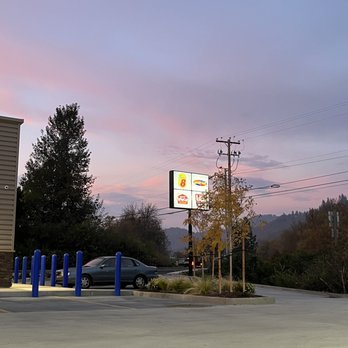 Champs Chicken - Gas Stations Near Me - Roseburg, Oregon Champs Chicken - Gas Stations Near Me - Roseburg, Oregon