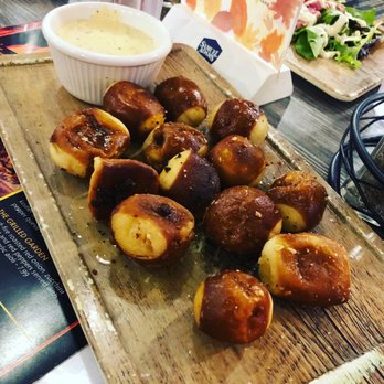 Flamme Burger - Keystone - Pretzel bites app - Burgers Near Me - Indianapolis, Indiana Flamme Burger - Keystone - Pretzel bites app - Burgers Near Me - Indianapolis, Indiana