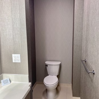 SpringHill Suites by Marriott Kansas City Airport - Hotels Near Me - Kansas City, Missouri