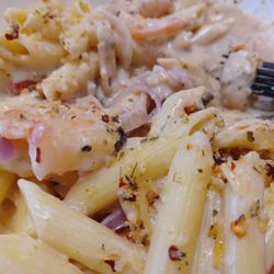 Ascension Providence - Having some shrimp Alfredo from the pasta bar while my friend is in surgery.