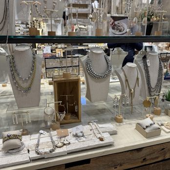 Nakamol Chicago - Jewelry Near Me - Chicago, Illinois