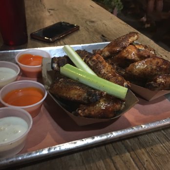 Morgan's Brooklyn Barbecue - Wingggssss - Barbeque Near Me - Brooklyn, New York