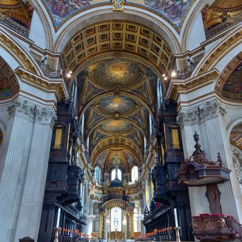 St. Paul's Cathedral - Inside - Landmarks & Historical Buildings Near Me - London, XGL
